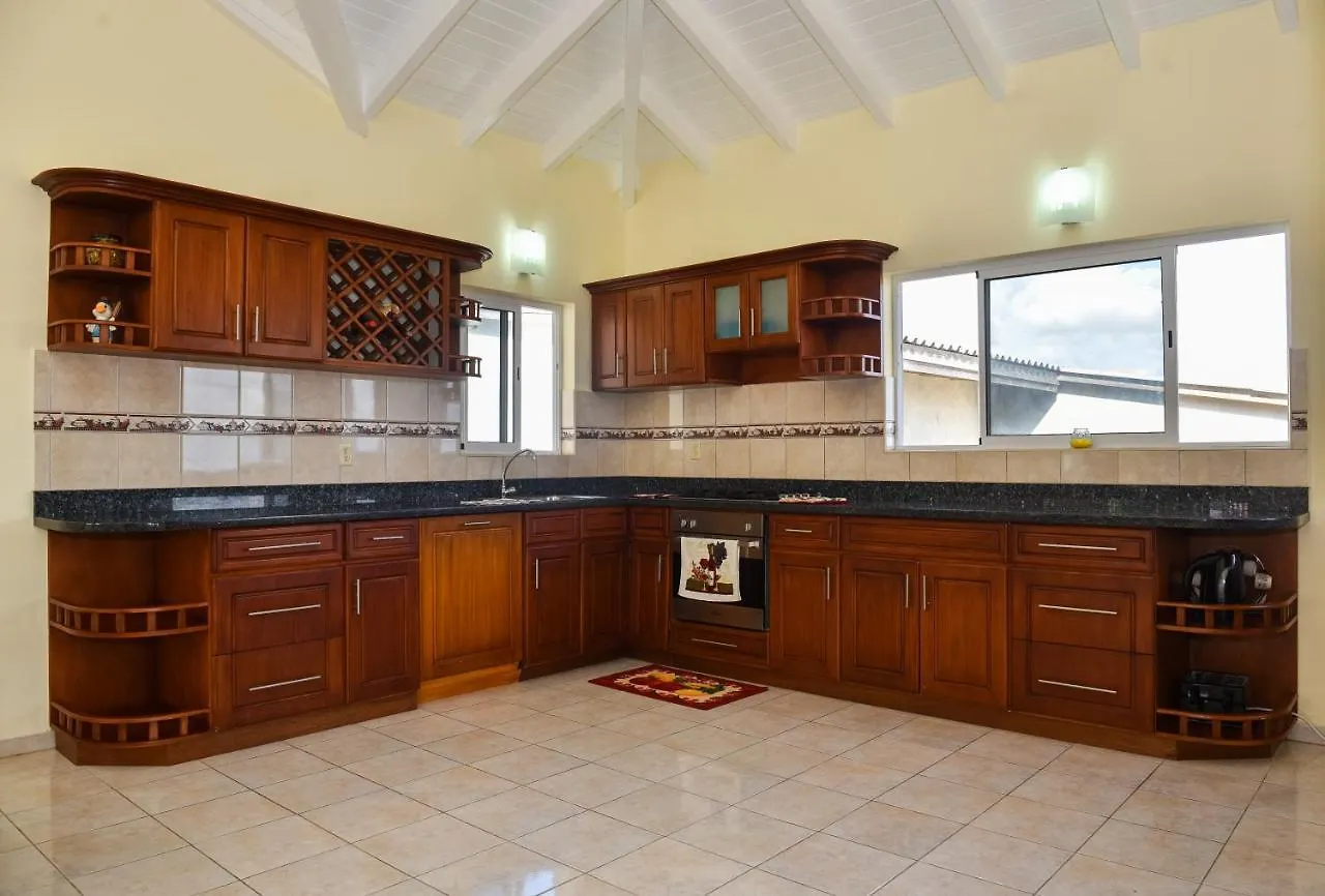 Share Vie Villa Grote Berg