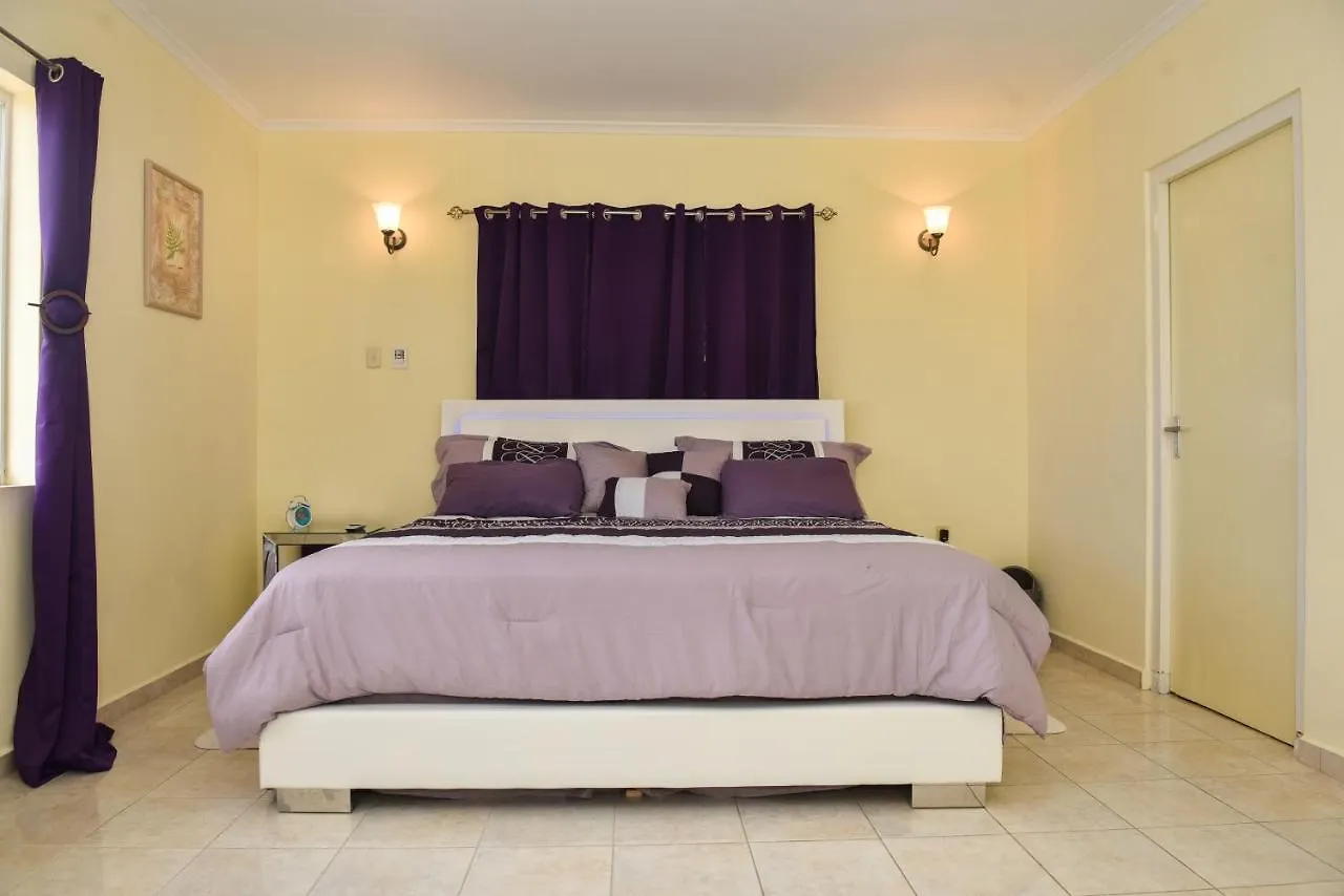 Share Vie Villa Grote Berg