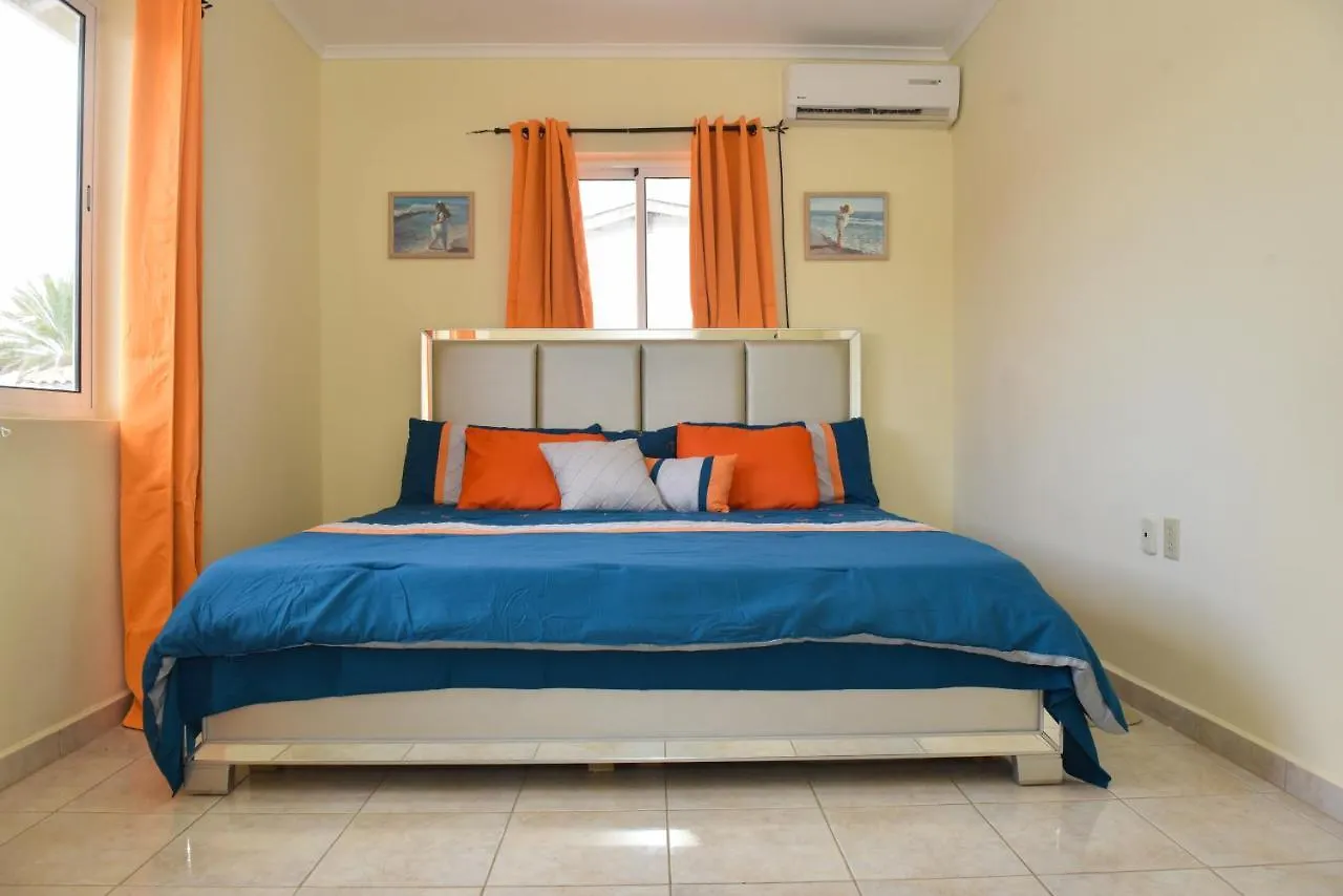 Share Vie Villa Grote Berg