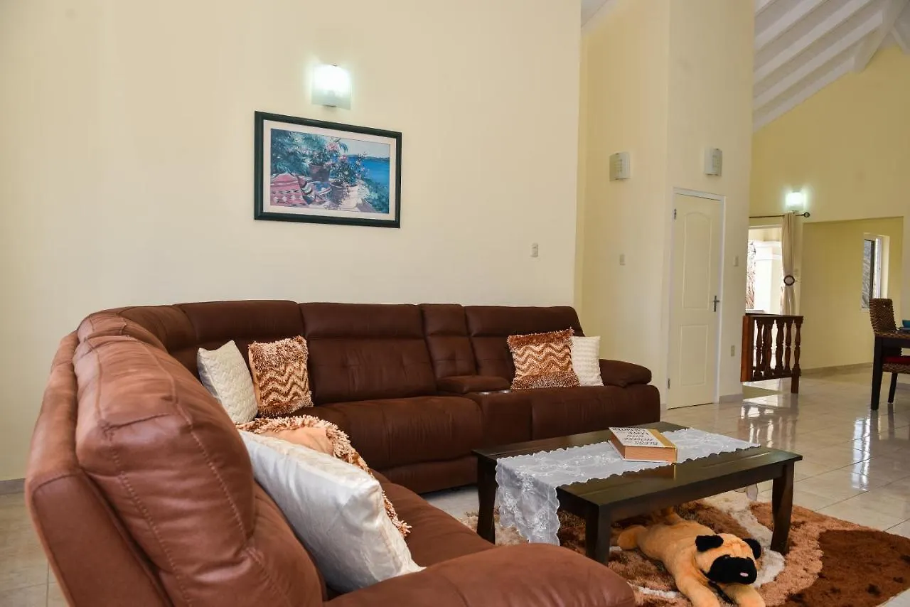 Share Vie Villa Grote Berg